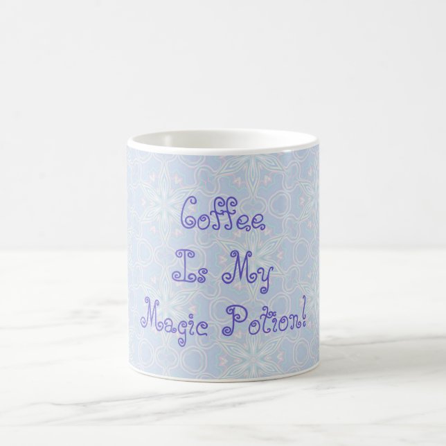 Kaffee ist meine magischer Trank-Tasse Kaffeetasse (Mittel)
