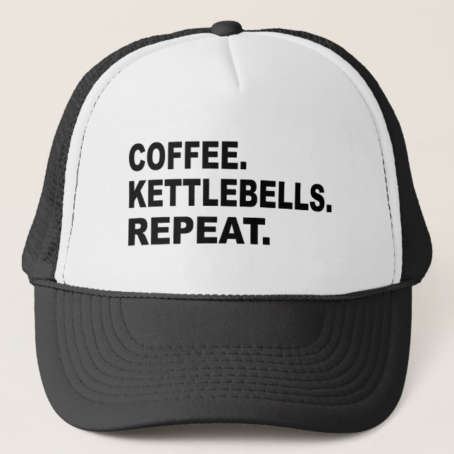 Kaffee Kettlebells Wiederholen Truckerkappe (Vorderseite)