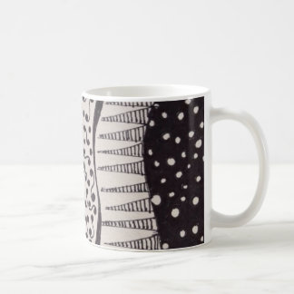 Kaffee-Tasse mit dem Schwarzweiss-zeichnen Kaffeetasse