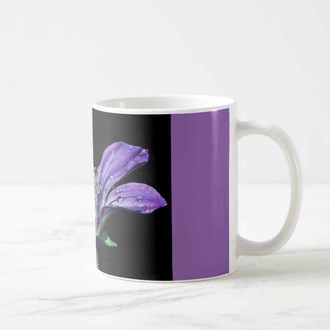 Kaffee-Tasse mit lila Blume Kaffeetasse (Rechts)