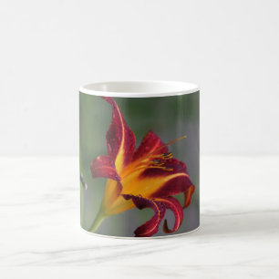 Kaffee-Tasse mit roter u. gelber Lilie Kaffeetasse