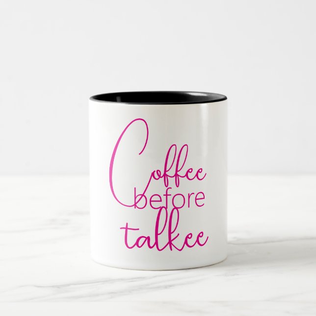 Kaffee umarmt eine Tasse (Mittel)