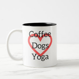 Kaffee-Yoga verfolgt Tasse