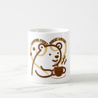 Kaffee zuerst, Magie später Tasse