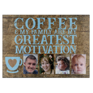 Kaffeemotivation 4 Foto braunes blaues Glas Schneidebrett