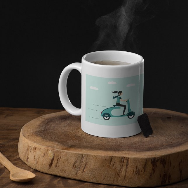 Kaffeetasse Frau Auf Einem Roller (Von Creator hochgeladen)