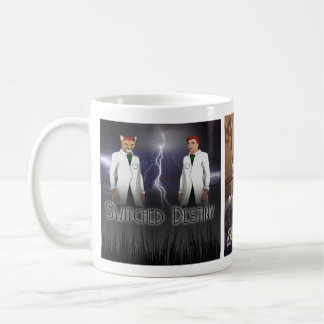 Kaffeetasse mit dem Buchcover von Switched Destini