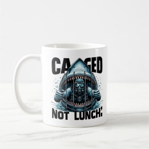 Käfig, nicht Mittagessen   Shark Cage Diver Funny Kaffeetasse