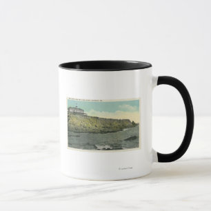 Kahlkopf-Klippe und Äußeres des Klippen-Hauses # Tasse