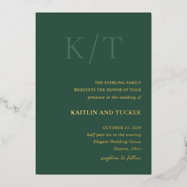 Kaitlin Hunter Green Bold Monogram Elegant Wedding Folieneinladung (Vorderseite)