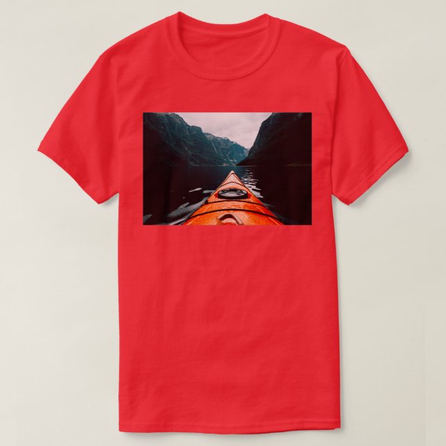 Kajak in Norwegen Fjord T-Shirt (Design vorne)