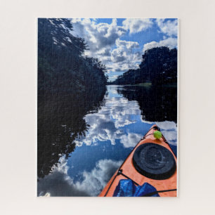 Kajakspiegelungen auf dem See