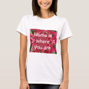 Kaleidoskop der Krimson: Blume der Blutmilch T-Shirt