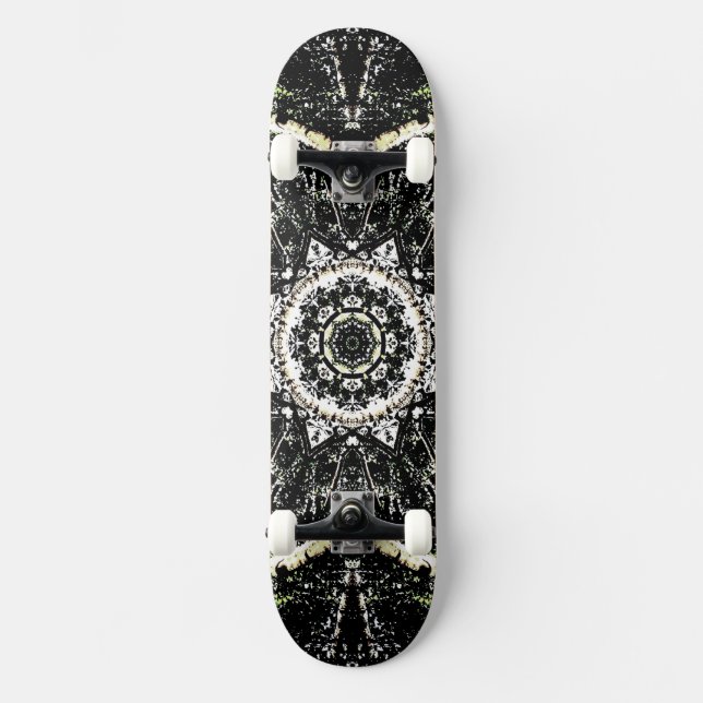 Kaleidoskop Gothic Skateboard (Vorderseite)