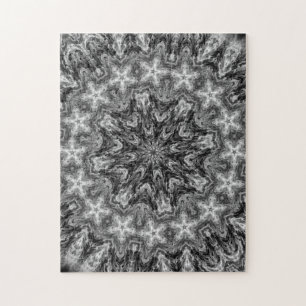 KALEIDOSKOPISCHE GEOMETRISCHE SCHWARZWEISS-MANDALA