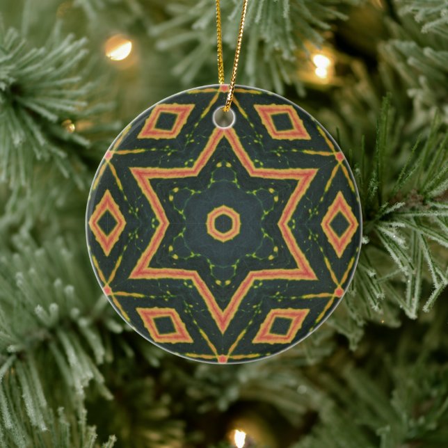 Kaleidoskopisches Croton Leaf - "Star2" Keramik Ornament (Baum)