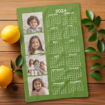 Kalender 2024 mit 4 FotoCollage - grün Geschirrtuch<br><div class="desc">Eine 4-Foto-Collage mit einem Kalender 2024. Ein lustiger Gegenstand für das neue Jahr. Fügen Sie diesem Design 4 quadratische Fotos hinzu. Mit etwas Arbeit können Sie die Hintergrundfarbe und die Kalenderfarbe ändern,  wenn Sie auf die Option Anpassen klicken und verschiedene Farben auswählen.</div>