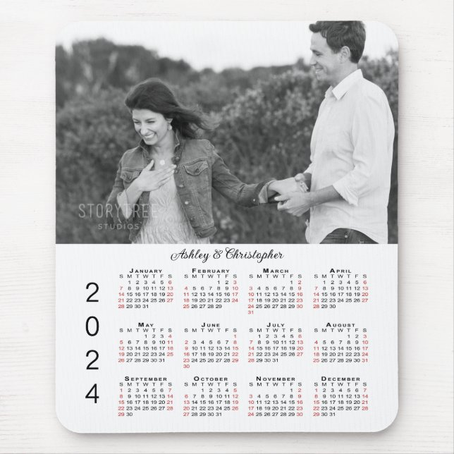 Kalender für personalisierte Fotos 2024 Mousepad (Vorne)