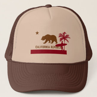 Kalifornien-Flaggen-T - Shirt - Surfer auf Strand Truckerkappe