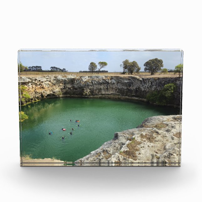 Kalksteinklippen und smaragdfarbene Gewässer Fotoblock (Vorderseite)