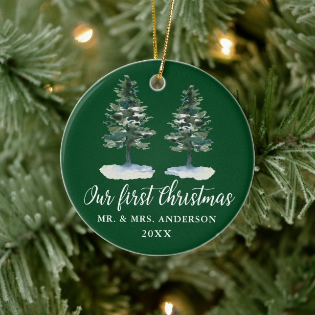 Kalligrafie Erste Weihnachtswasserfarbe Zwei Pinie Keramik Ornament (Baum)