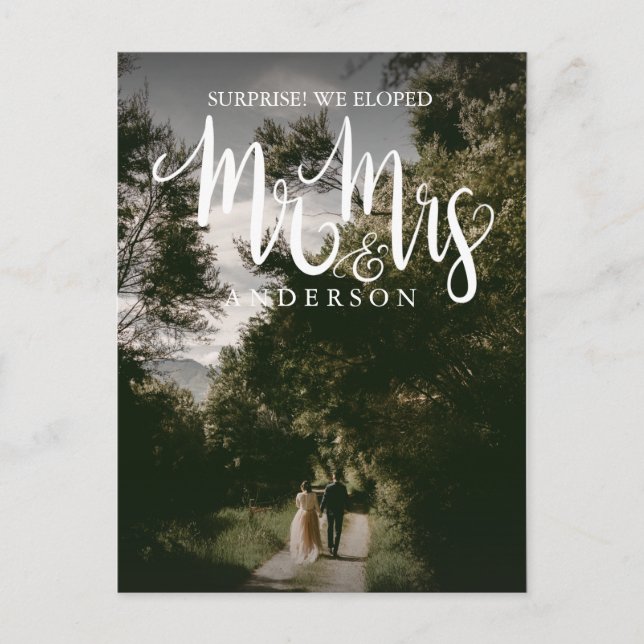 Kalligrafie Herr Mrs. Wedding Announcement Elopeme Postkarte (Vorderseite)