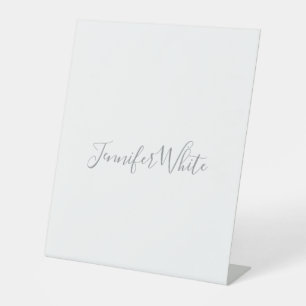 Kalligraphie Elegant Bold Retro Grau Weißer Name Sockelschild