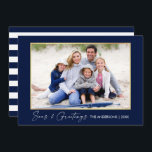 Kalligraphie-Tintenfische Meere und Grüße Gold Blu Feiertagskarte<br><div class="desc">Moderne Minimalistische Elegance Calligraphy Tinten handgeschriebene Script Seas & Greetings Foto Gold Frame Holiday Card - Navy Blue & White Strips</div>