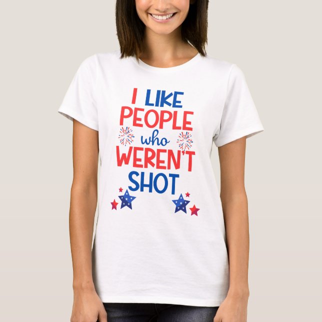 Kamala Harris Election Funny Anti-Trump Red & Blue T-Shirt (Vorderseite)