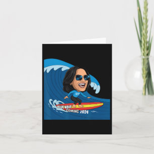 Kamala Harris reiten Surfbrett auf einer blauen We Karte
