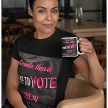 Kamala Harris T - Shirt. Schwarz mit rosa Schrifta