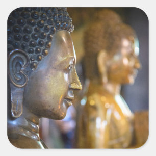 Kambodscha, Phnom Penh. Buddhastatuen Quadratischer Aufkleber