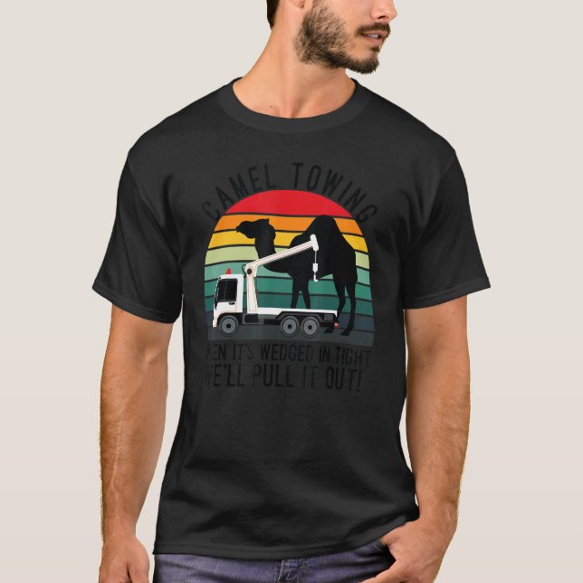 Kamelschleppen, wenn es eng eingekeilt ist, ziehen T-Shirt (Vorderseite)