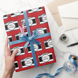 Kamera mit Geburtstagstext auf Rot Geschenkpapier