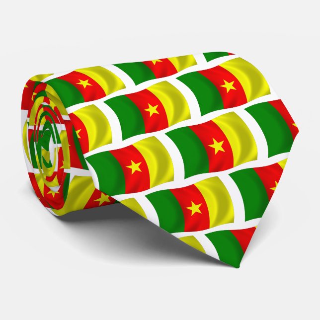 Kamerun Flagge Krawatte (Gerollt)