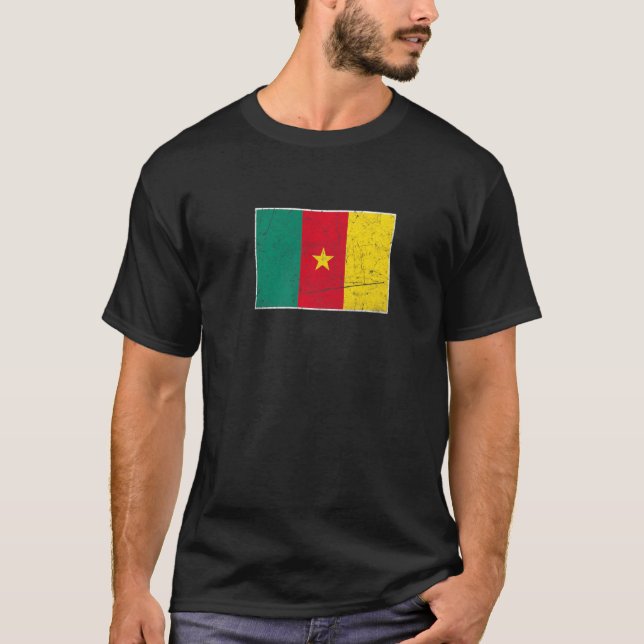 Kamerunische Flagge mit Vintager kamerunischer Nat T-Shirt (Vorderseite)