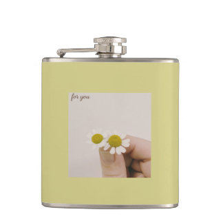 „Kamille-Blumen-Vinyl-Flasche – ‚Für Dich‘ Flachmann