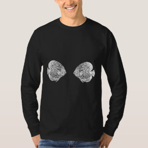 Kammerfisch bei Lieben, Zeichnend auf Navy Blue T-Shirt
