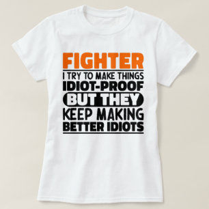 Kämpfe ich versuche, die Sache lustig zu machen Sp T-Shirt