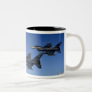 Kämpfende Falcons US-LuftwaffeF-16 Zweifarbige Tasse