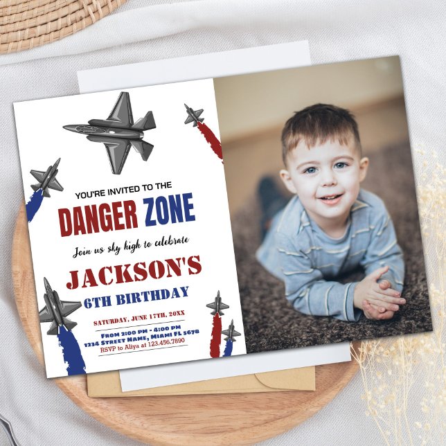 Kämpfer Jet Birthday Einladungen Red Blue w Foto (Fighter Jet Birthday Invitations Red Blue w Photo)
