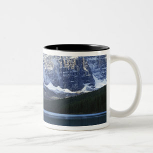 Kanada, Alberta, Banff National Park, See Zweifarbige Tasse
