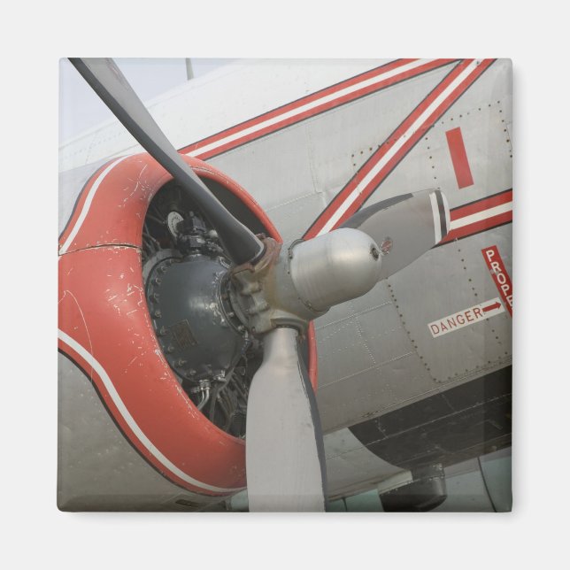 Kanada, Alberta, Edmonton: Alberta Aviation Magnet (Vorne)