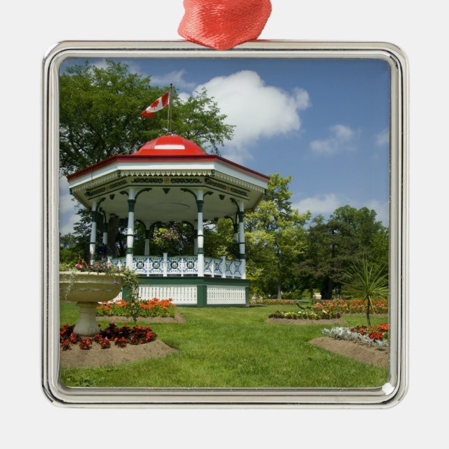 Kanada, Nova Scotia, Halifax, öffentliche Gärten. Silbernes Ornament (Vorne)