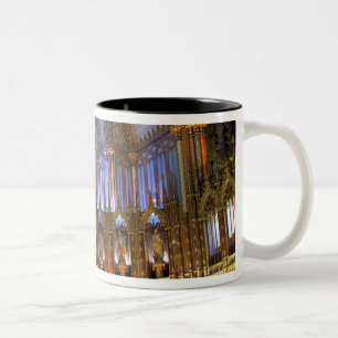Kanada, Quebec, Montreal. Innenraum von Notre Zweifarbige Tasse
