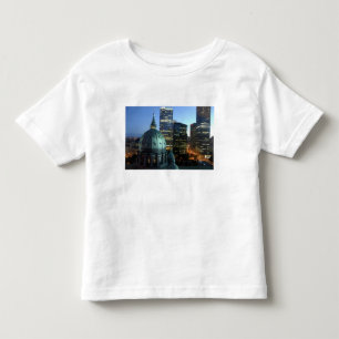 Kanada, Quebec, Montreal. Innenstadt von Montreal Kleinkind T-shirt