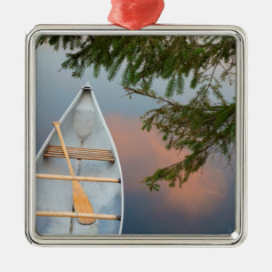 Kanadier auf einem See bei Sonnenuntergang, Kanada Silbernes Ornament