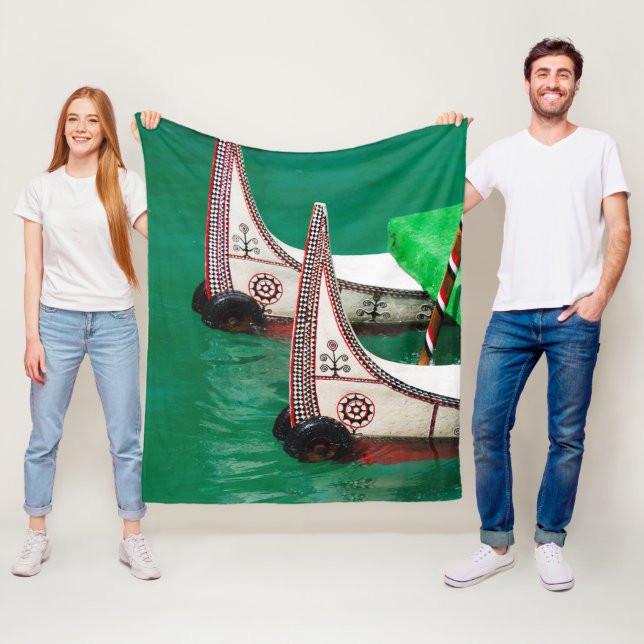 Kanadierboot der Ureinwohner Fleecedecke (Beispiel)