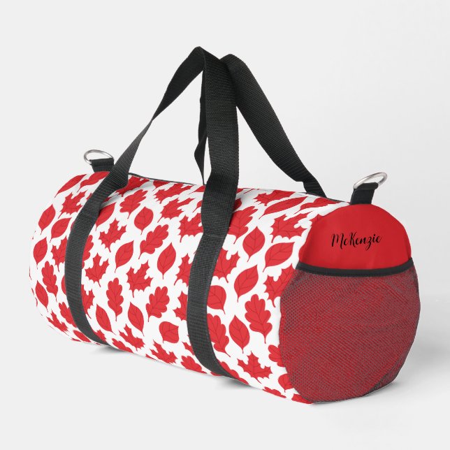 Kanadischer Ahornleaf. Bearbeitbarer Name Duffle Bag (Rechte Ecke)