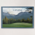 Kanadischer Golfplatz im Herbst<br><div class="desc">Golfplatz Foto. Golfball Hintergrund. Kanada.</div>